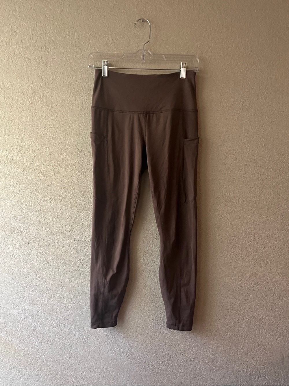 Yogalicious Brown High-Waist Leggings with Side Pockets Small